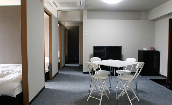 エコノミー室内